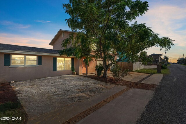 view of front of house