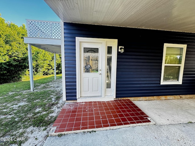 view of property entrance