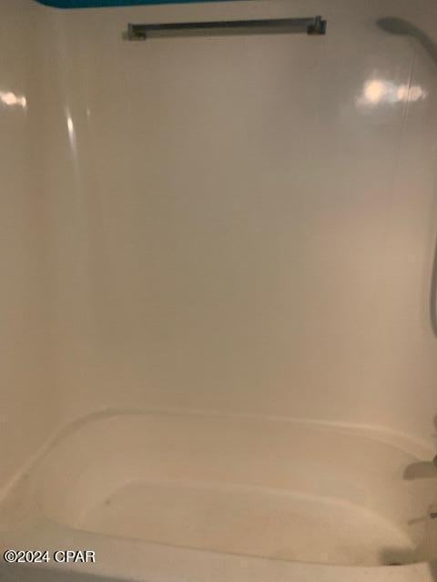 4908 Davis Dr, Marianna, FL 32446 - bathroom featuring bathing tub / shower combination