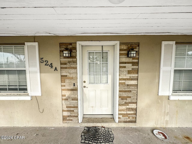 view of entrance to property