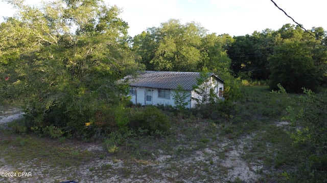 view of home's exterior