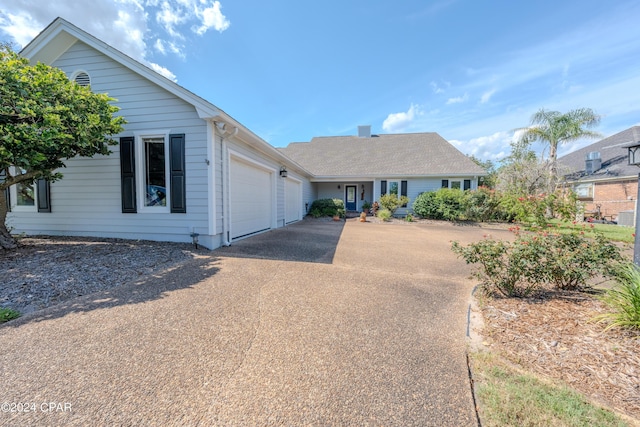 view of front facade with a garage