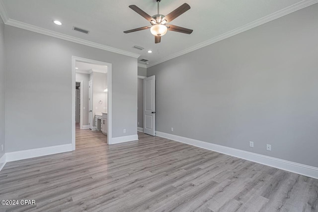 unfurnished bedroom with ceiling fan, light hardwood / wood-style flooring, and ornamental molding