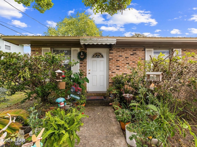 view of property entrance