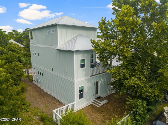 view of property exterior