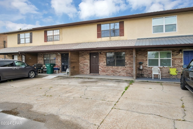 view of townhome / multi-family property