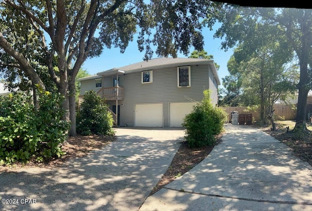 view of front of property featuring a garage