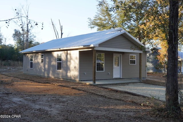 view of front of home with a porch