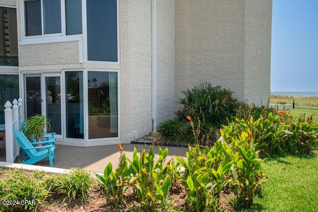 exterior space featuring a patio area