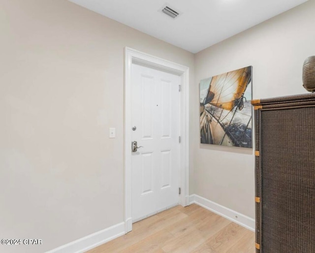 entryway featuring light wood-type flooring