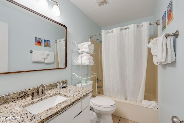 full bath featuring shower / tub combo with curtain, visible vents, toilet, vanity, and tile patterned floors