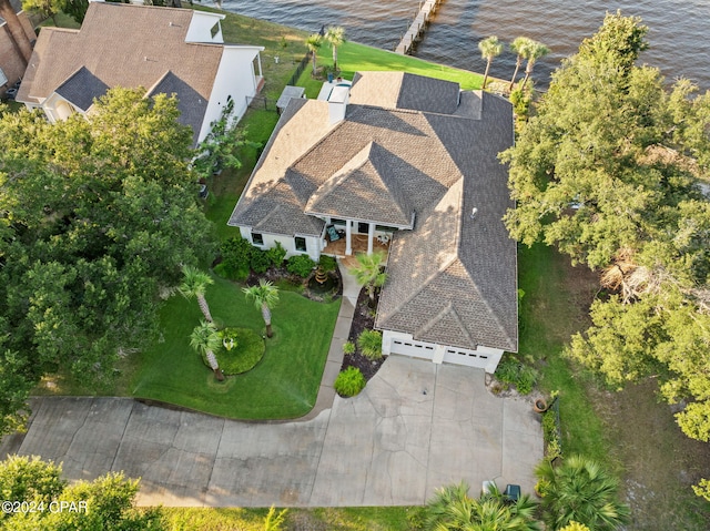 bird's eye view with a water view