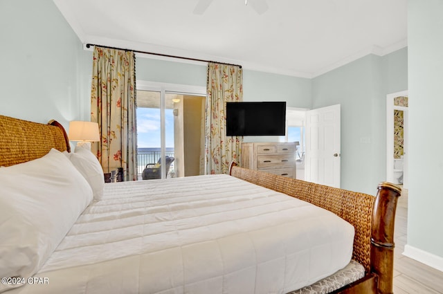 bedroom featuring ceiling fan, ornamental molding, access to exterior, and light hardwood / wood-style flooring