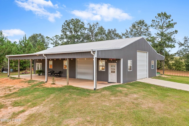 exterior space featuring a front lawn