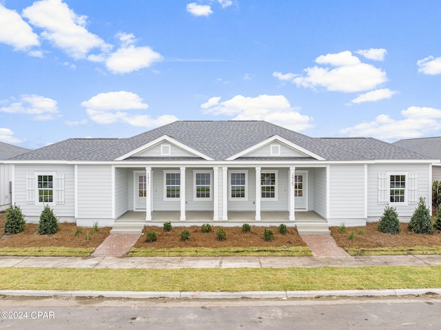 view of front of property with covered porch