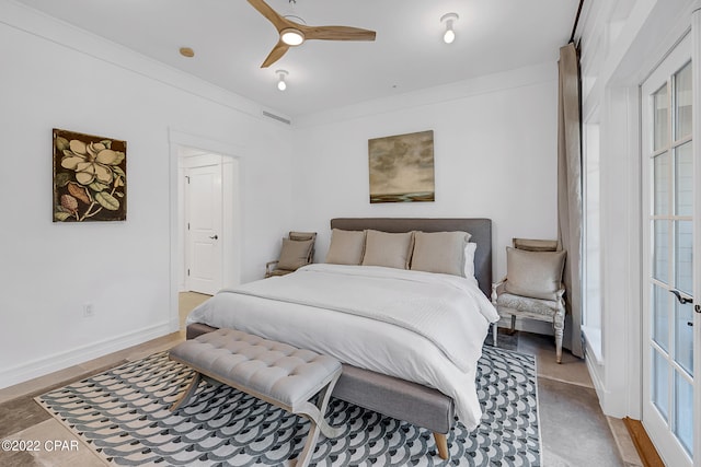 bedroom with ceiling fan