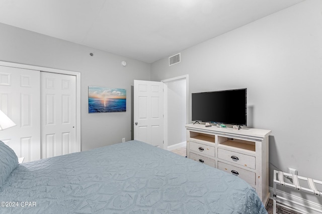 bedroom featuring a closet