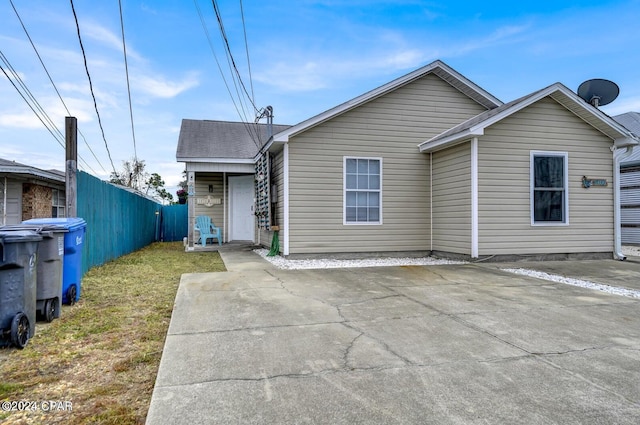 view of front of home