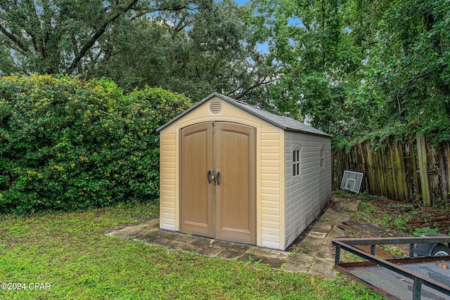 view of outbuilding