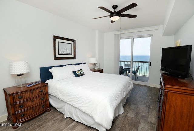 bedroom with access to outside, dark hardwood / wood-style flooring, and ceiling fan