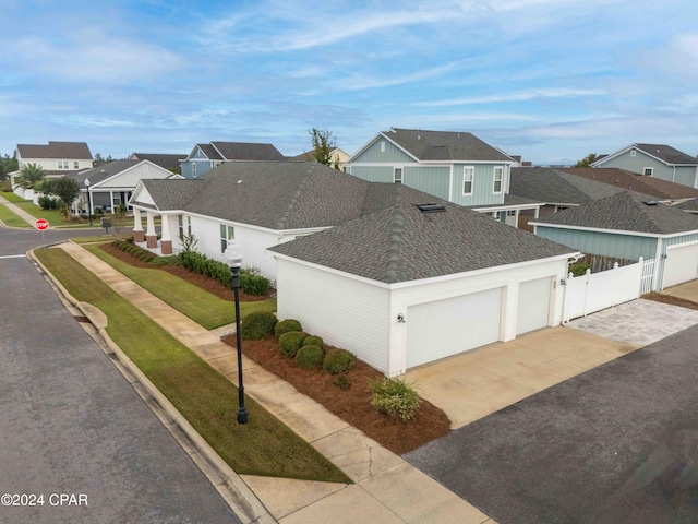 view of front of home with a front lawn