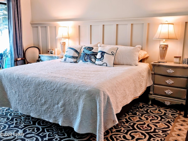 view of carpeted bedroom