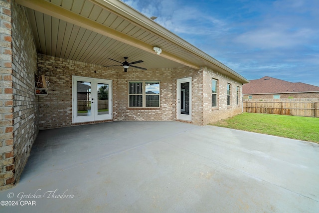 view of patio / terrace featuring ceiling fan