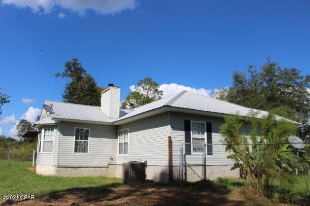 view of back of house