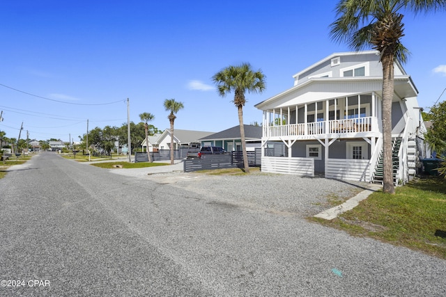 view of front of house with covered porch