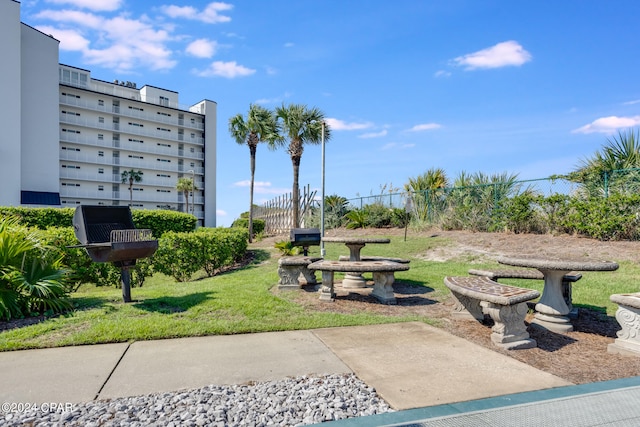 4425 Thomas Dr Unit 707, Panama City, FL 32408 - surrounding community with mail area