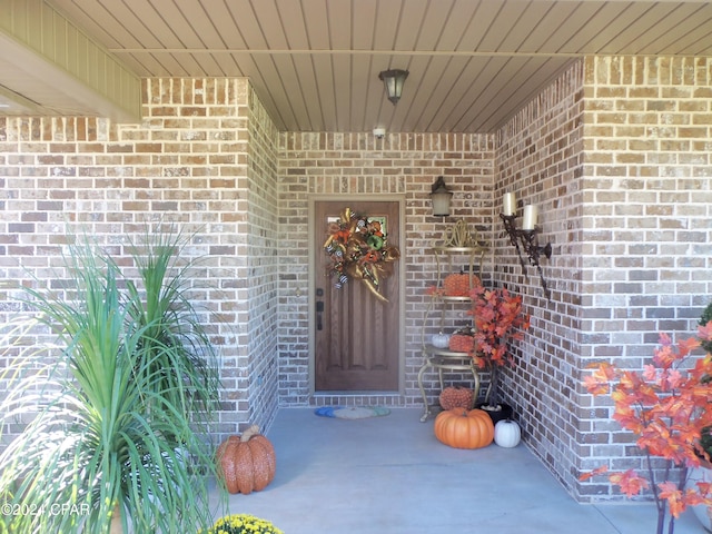 view of property entrance