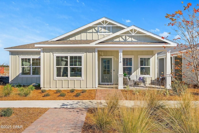 view of front of home with covered porch