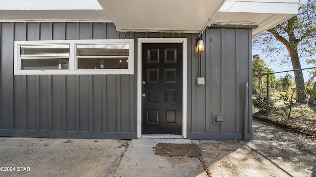 view of entrance to property