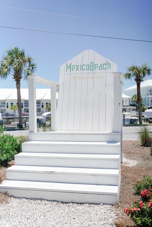 202 3rd St, Mexico Beach, FL 32456 - view of surrounding community