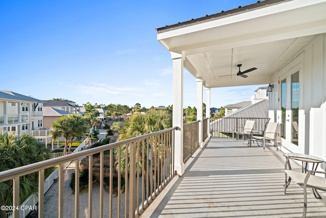 balcony with ceiling fan