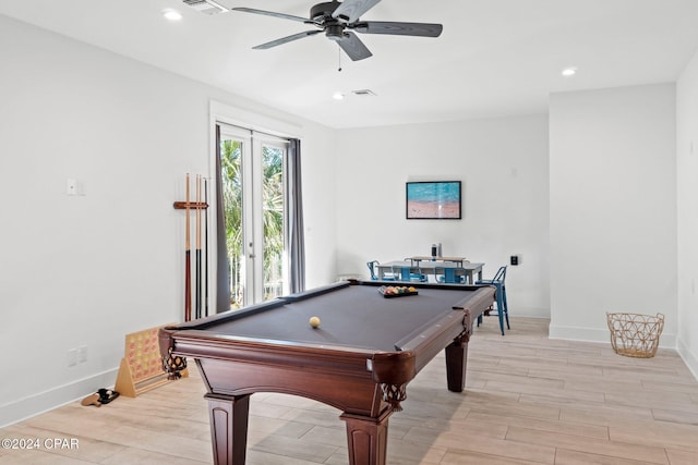 playroom with ceiling fan, light wood-type flooring, and pool table