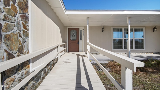 view of entrance to property