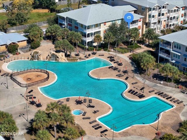 view of swimming pool