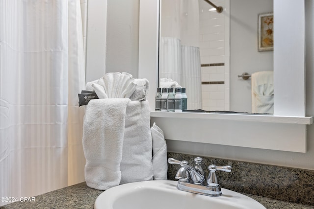 bathroom featuring sink