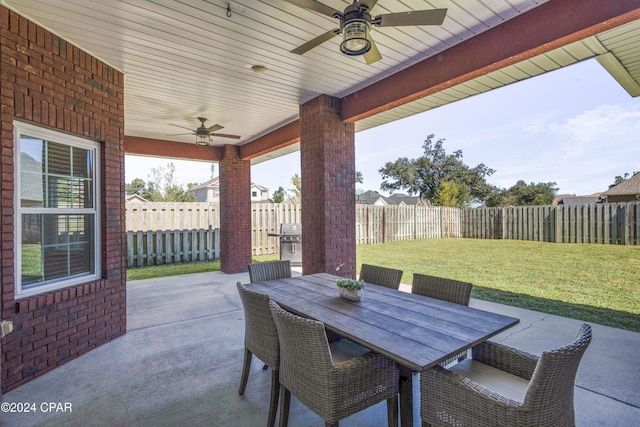 view of patio with ceiling fan