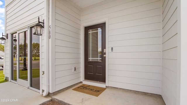 view of entrance to property