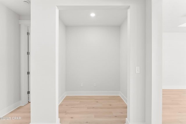 details featuring hardwood / wood-style flooring