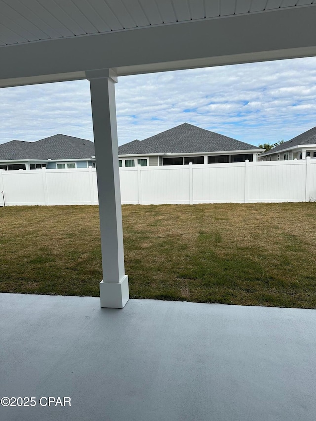 view of yard with a patio area