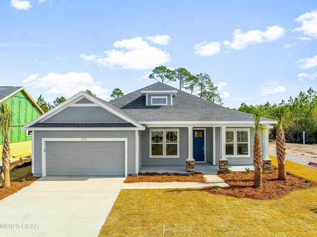 view of front facade with a garage