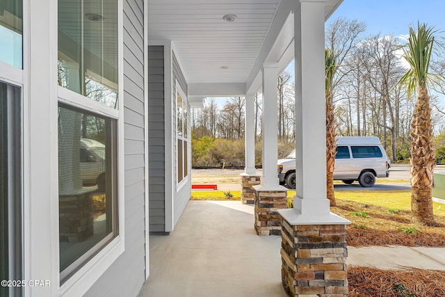 view of patio / terrace featuring covered porch