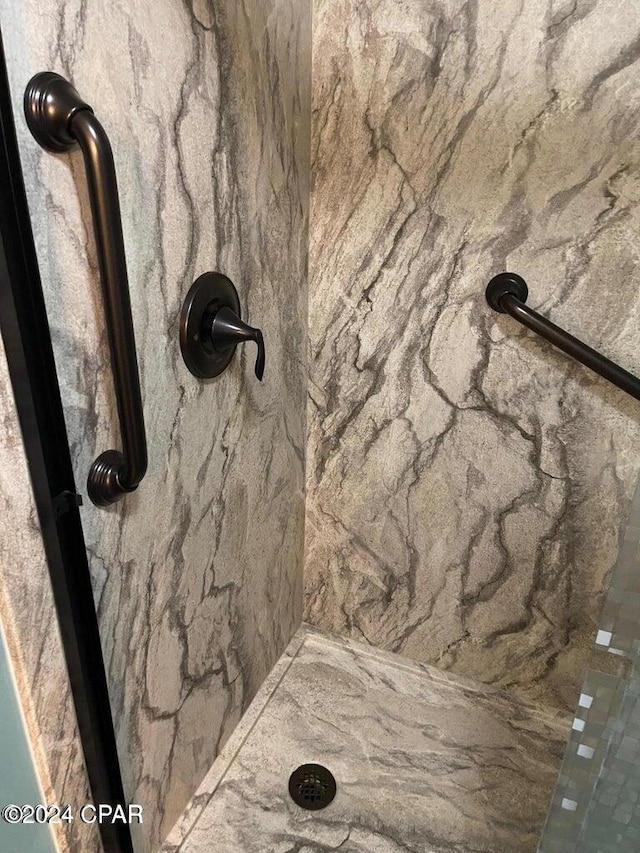 room details with tiled shower