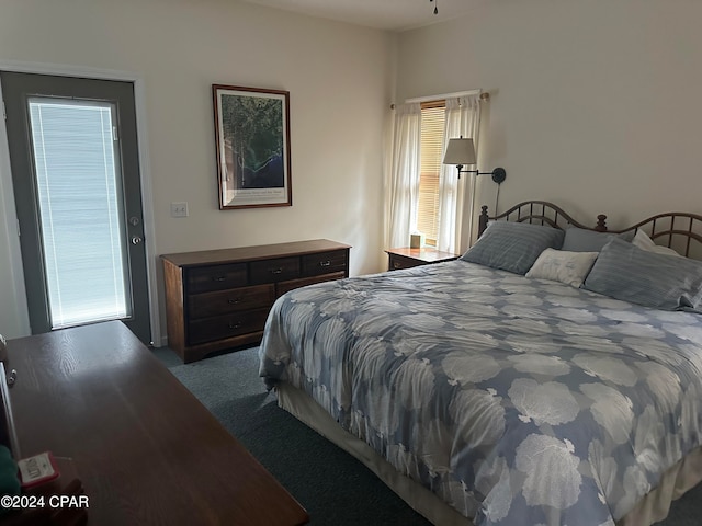 bedroom featuring carpet floors