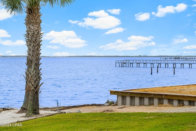 dock area featuring a water view
