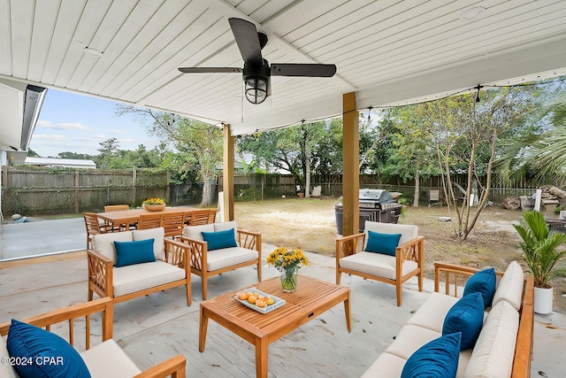 view of patio / terrace with an outdoor hangout area and ceiling fan