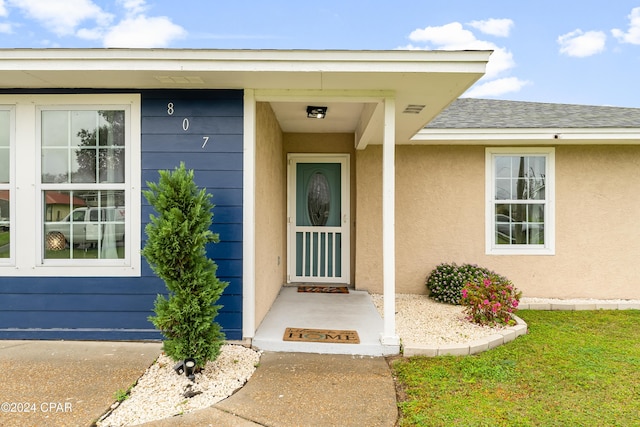 view of entrance to property